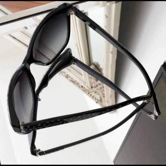 Dolce & Gabbana Starry eyed sunnies? Gorgeous sunglasses ?️ OBO??